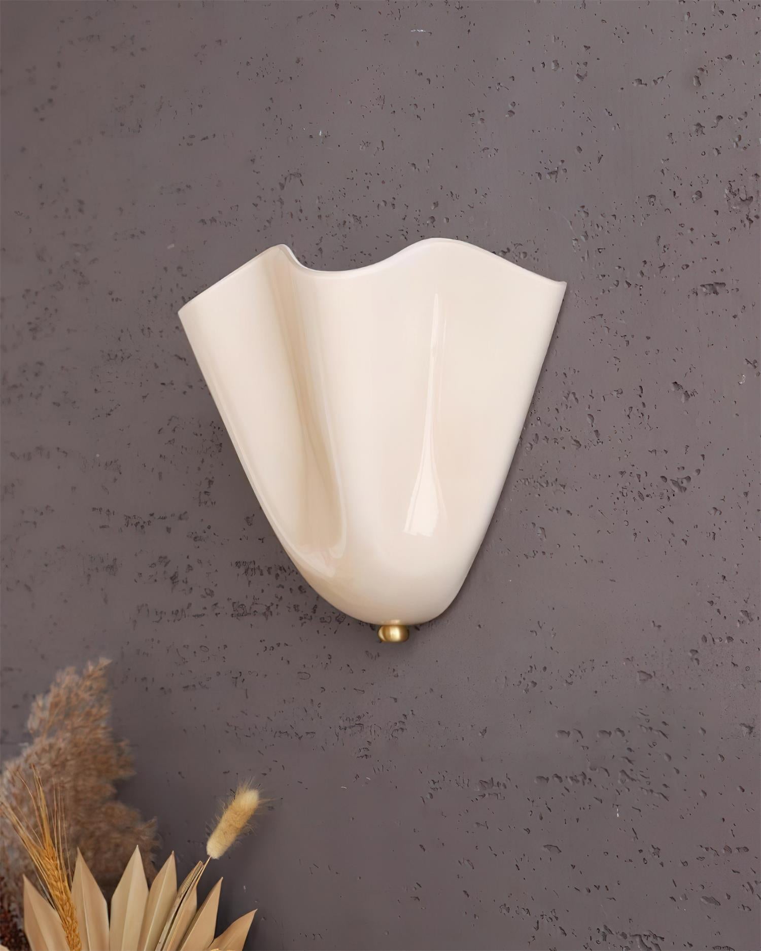 Elara Wall Lamp - Neutralighting