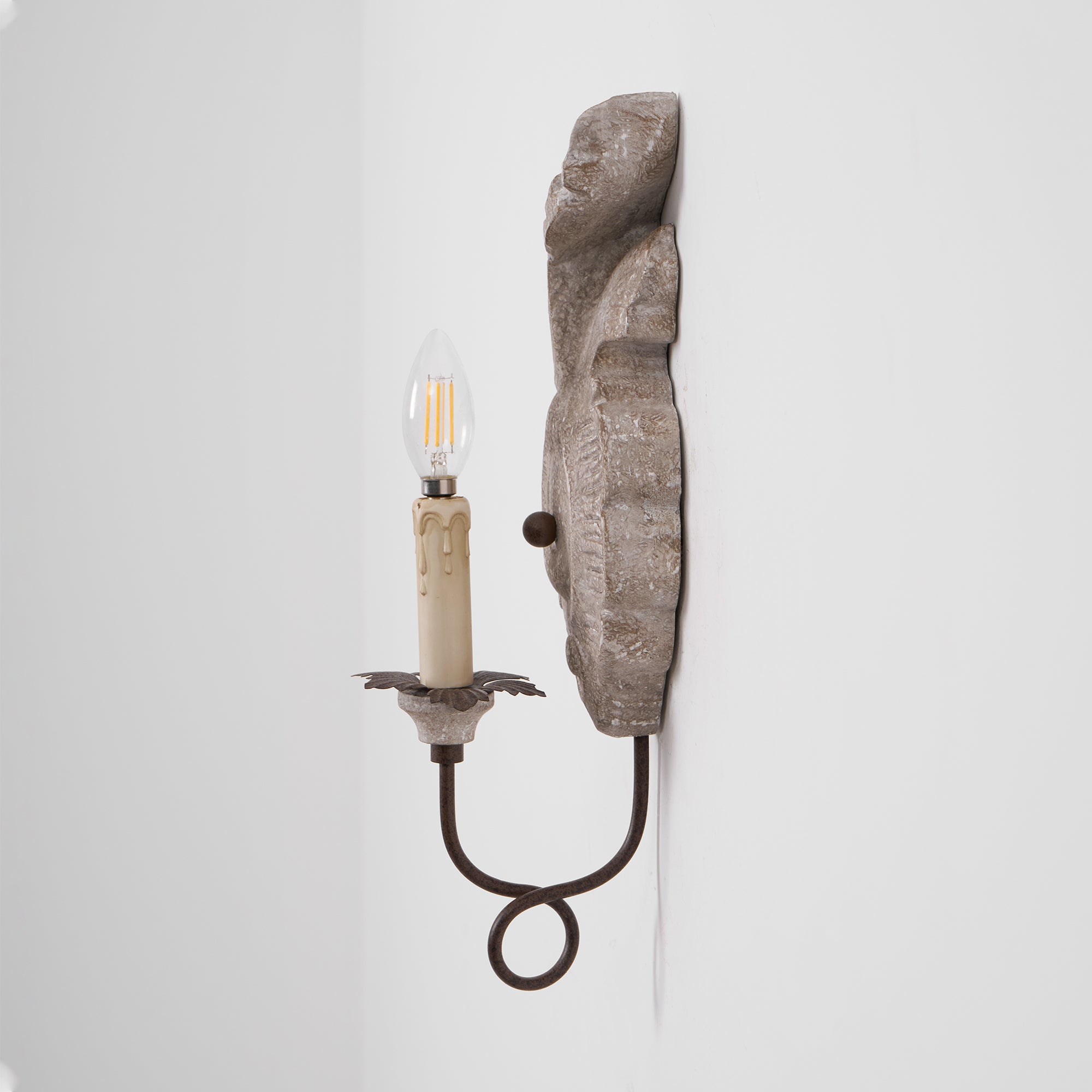 Louis Indoor Wall Lamp Wood - Neutralighting