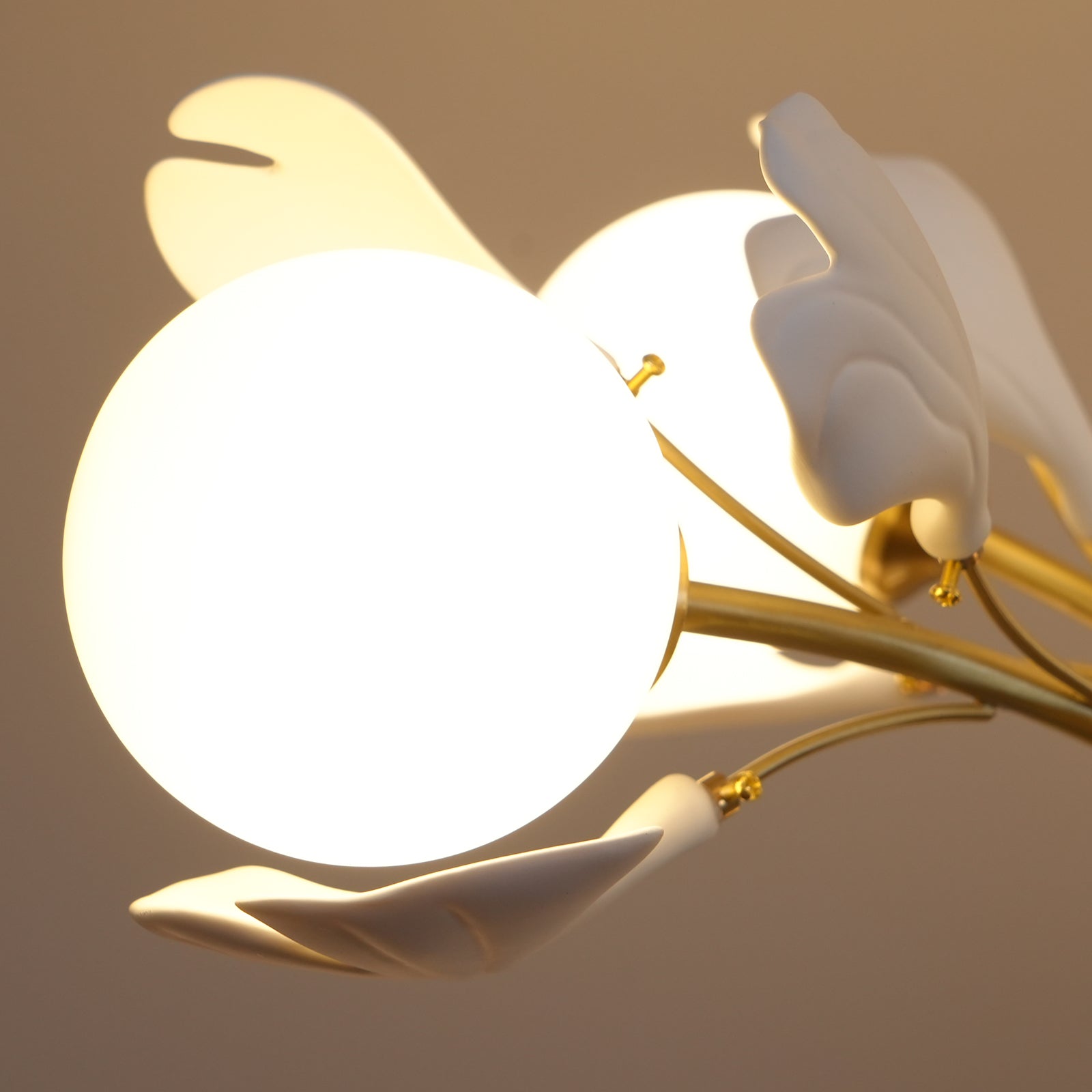 Ginkgo Leaf Chandelier with Frosted Glass Globes - Neutralighting