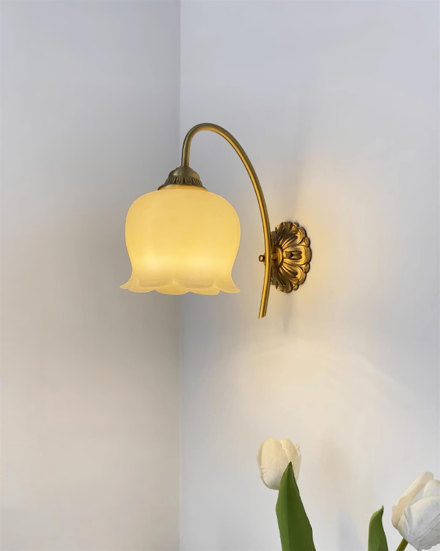 Bellora Vintage Gold Wall Lamp - Neutralighting
