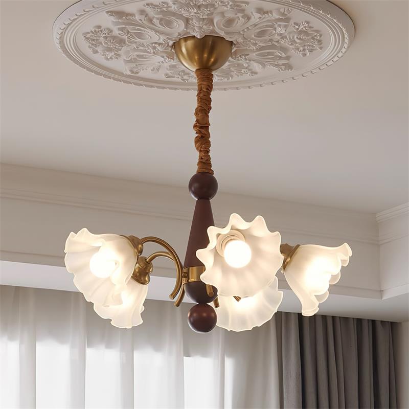 Sorrel Vintage Chandelier - Neutralighting