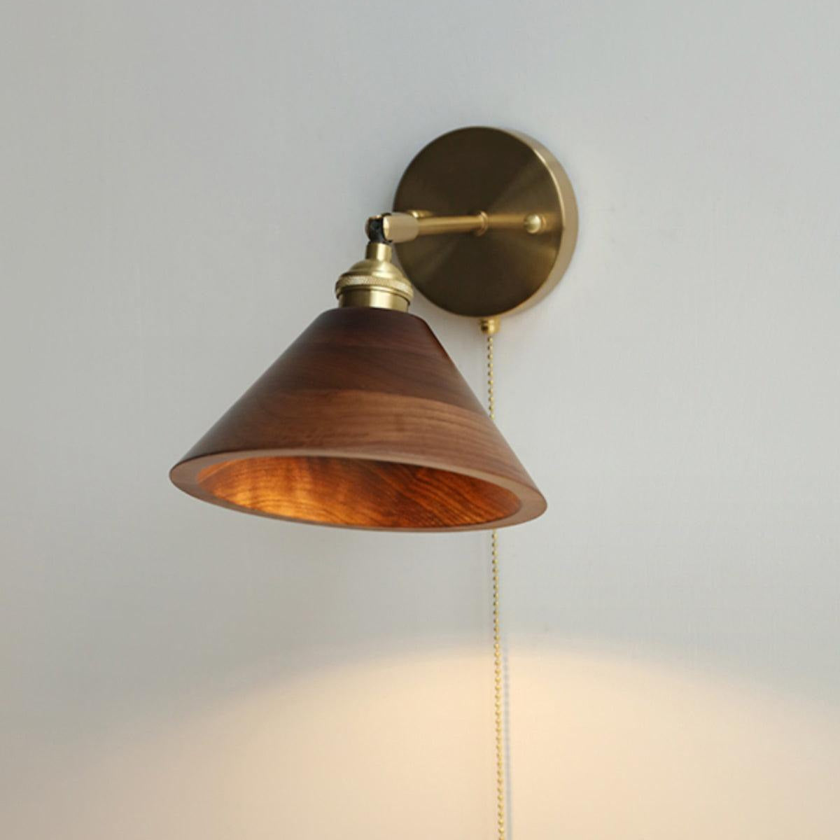 Eira Vintage Pull Chain Switch Wall Lamp - Neutralighting