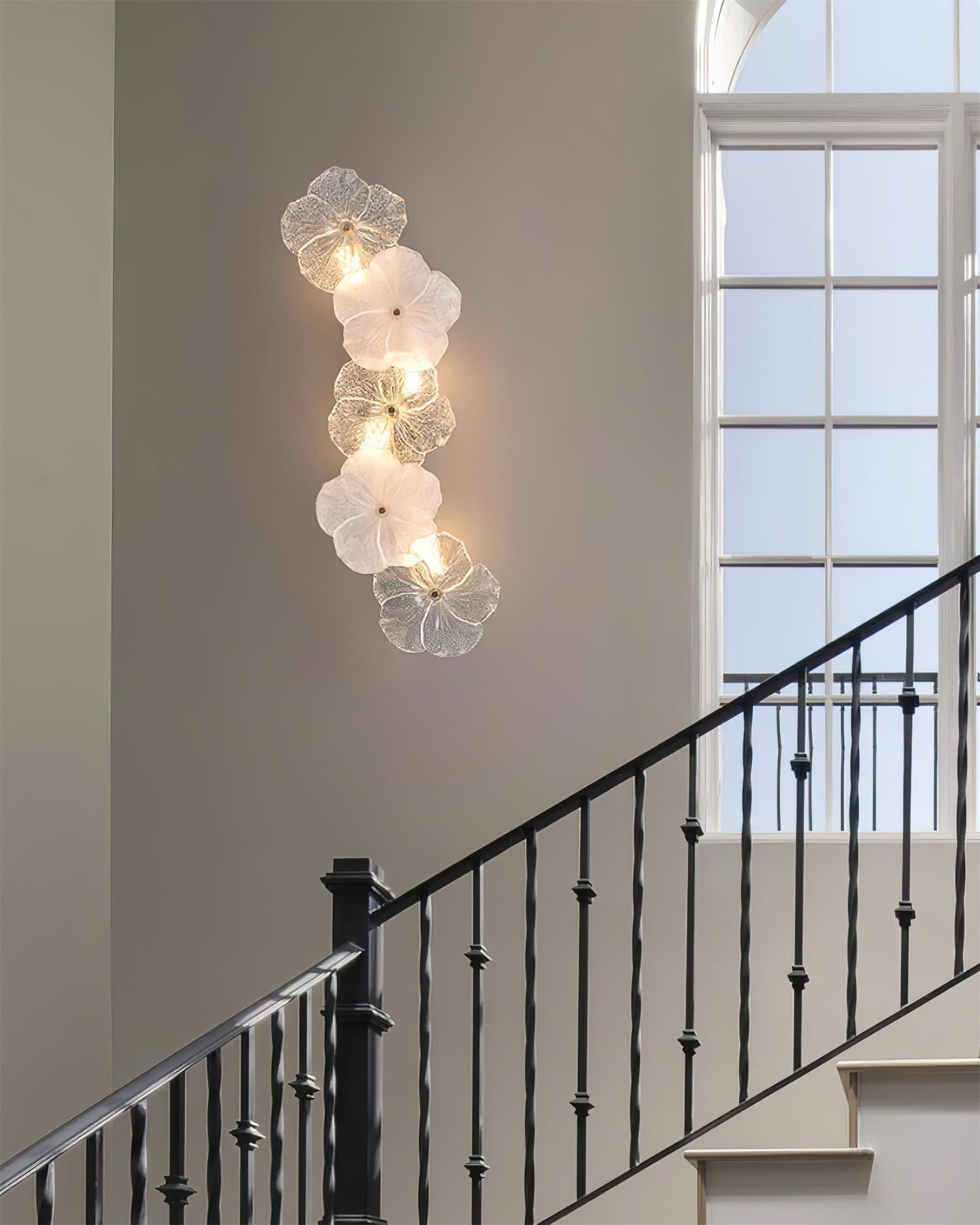 Givelle Floral Wall Lamp - Neutralighting