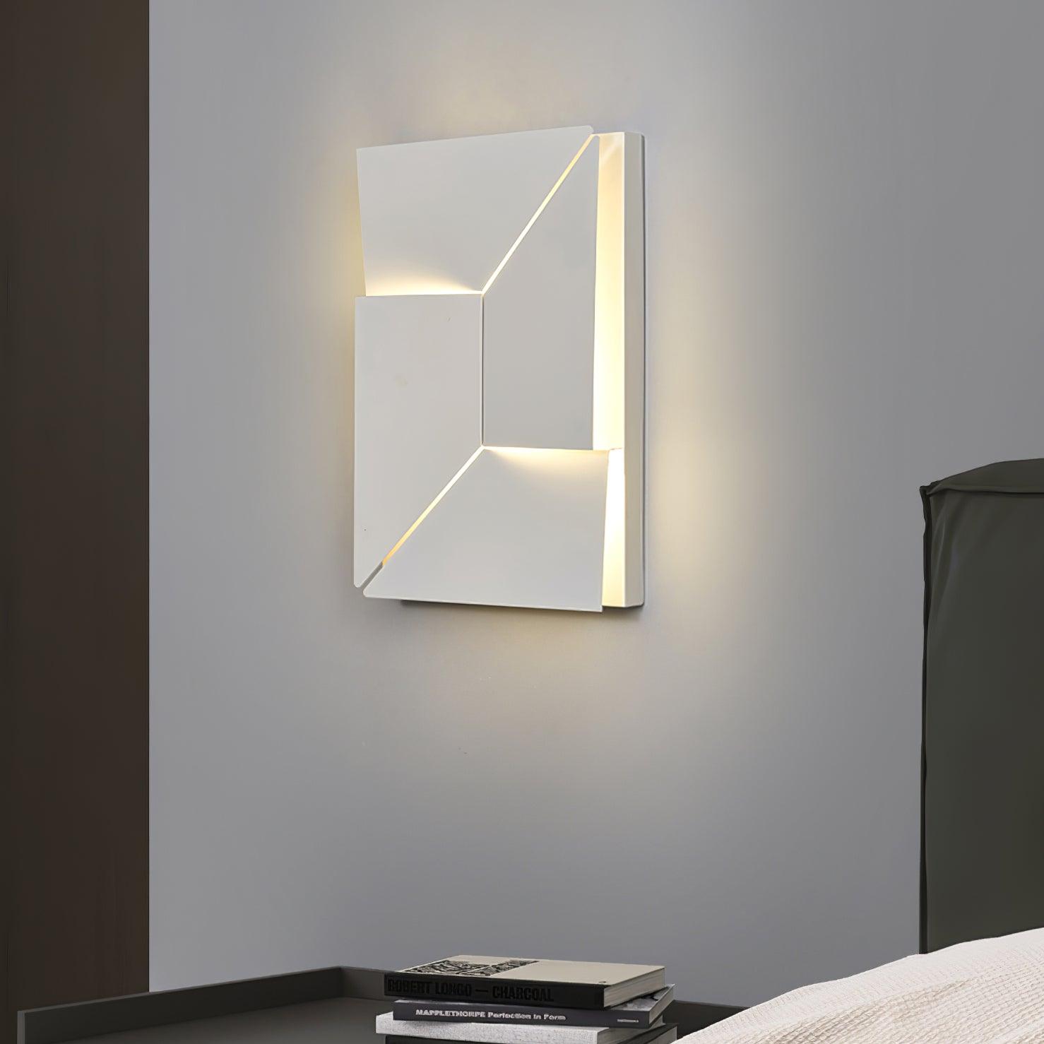 Wall Lamp 3D Geometric Panels Layered Light Art Remote Dimming Modern - Neutralighting