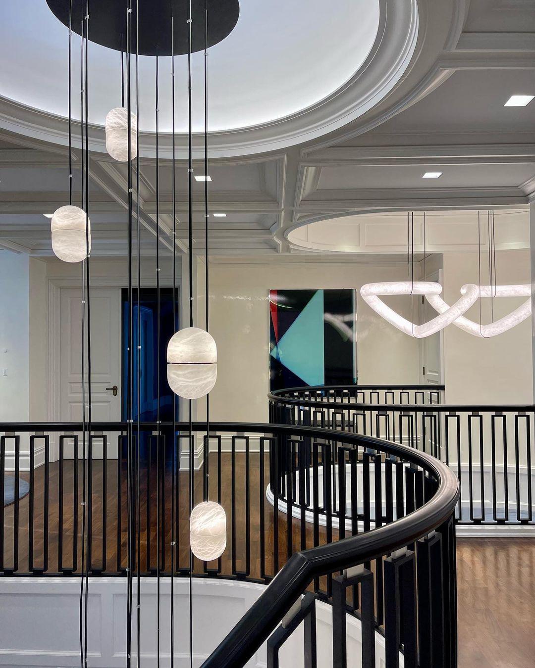 Strata Alabaster Pendant Light Capsule-shaped - Neutralighting