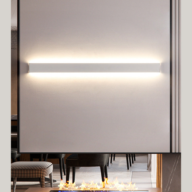 Arisha Minimalist Wall Lamp, Black/White - Neutralighting
