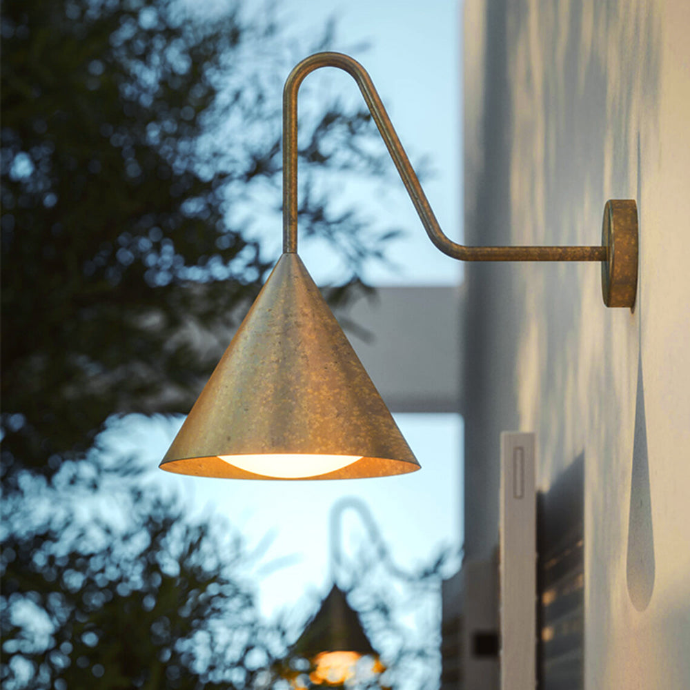 Ray Modern Minimalist Cone Metal Outdoor Waterproof Wall Lamp，Black/Gold - Neutralighting