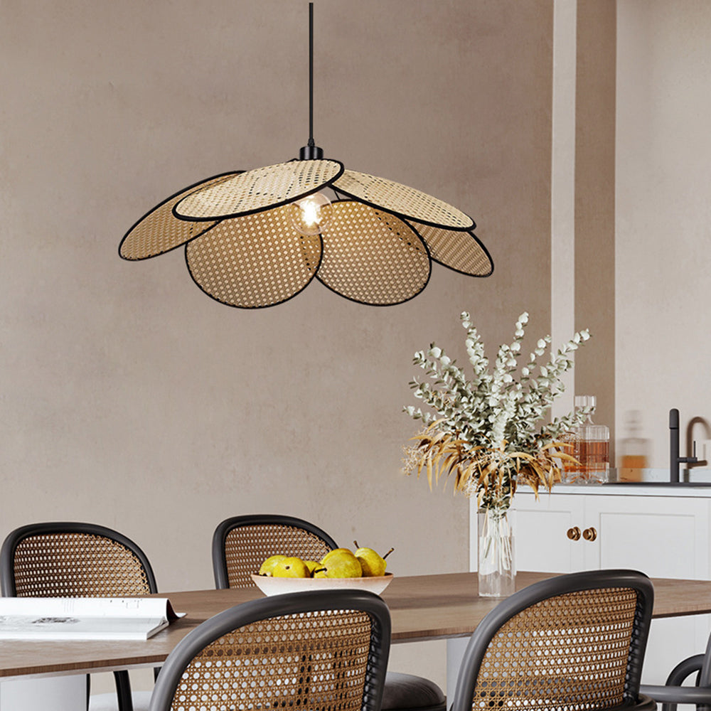 Ritta Willow weave Wabi Sabi Rattan Pendant Light, Black/White - Neutralighting