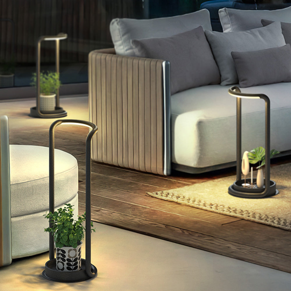 Ray Minimalist Rectangular Solar LED Outdoor Floor Lamp, Black - Neutralighting