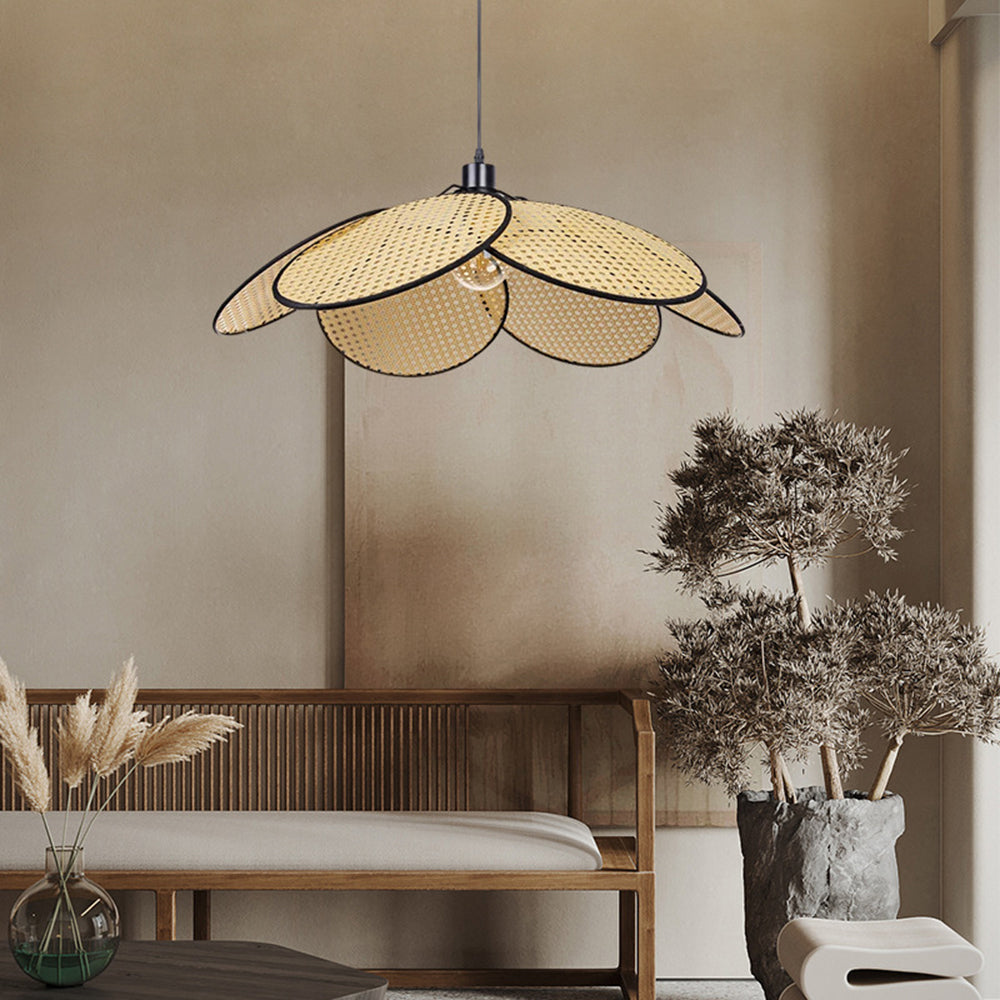 Ritta Willow weave Wabi Sabi Rattan Pendant Light, Black/White - Neutralighting
