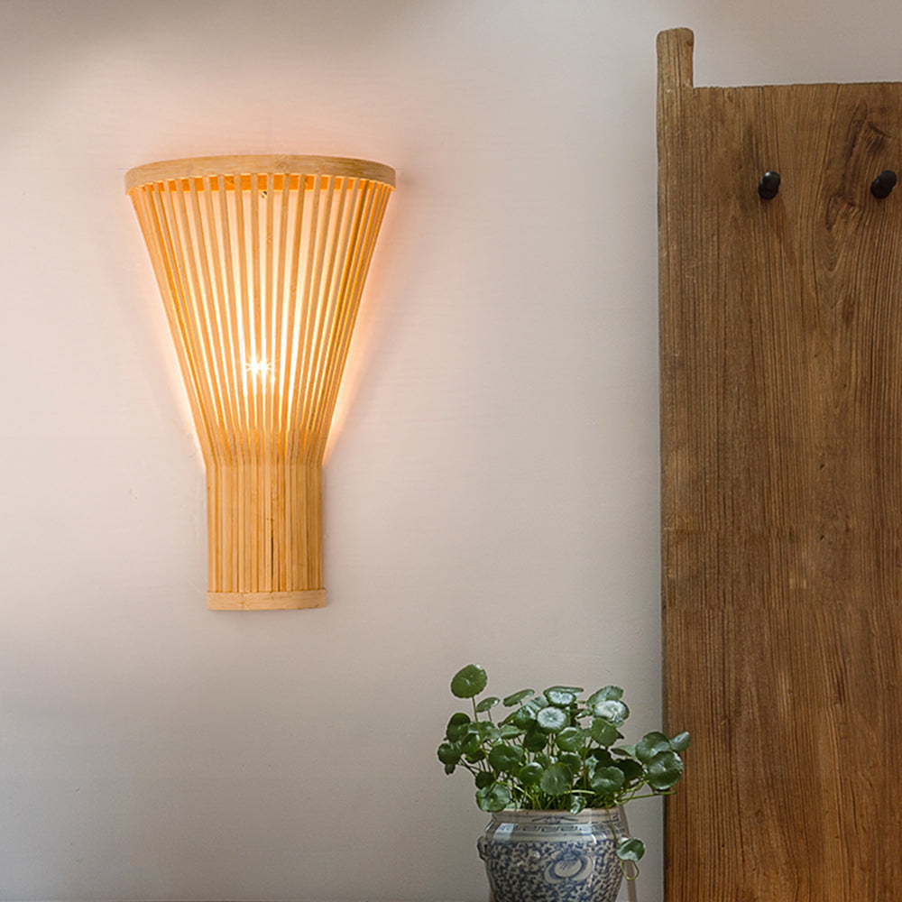 Muto Led Wall Mounted Bedside Lamp, Rattan/Acrylic, Bedroom - Neutralighting