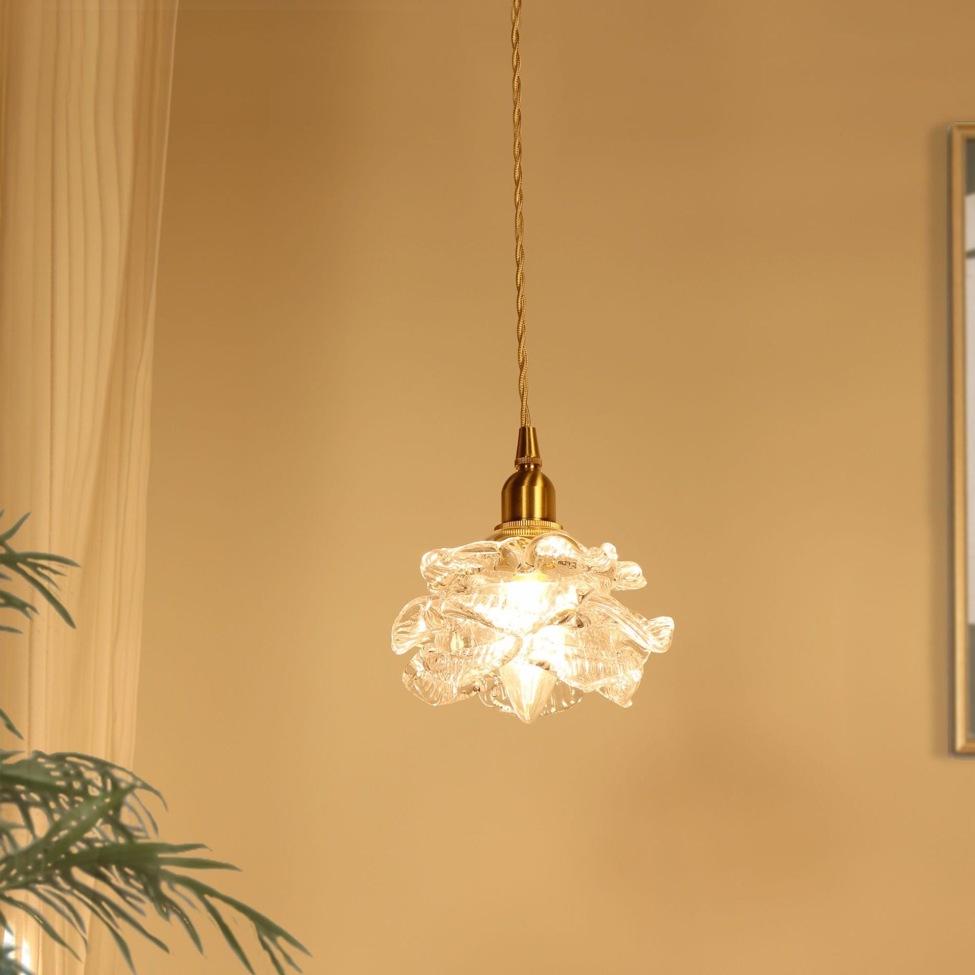 Valentina Romantic Retro Rose Pendant Light Clear Glass Bedroom - Neutralighting