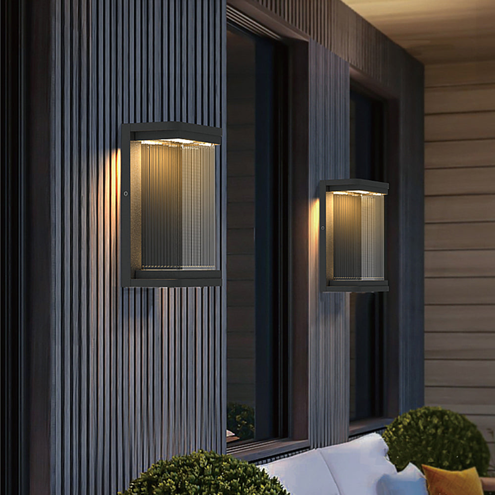 Ray Minimalist Rectangular Glass Outdoor Wall Lamp, Black - Neutralighting