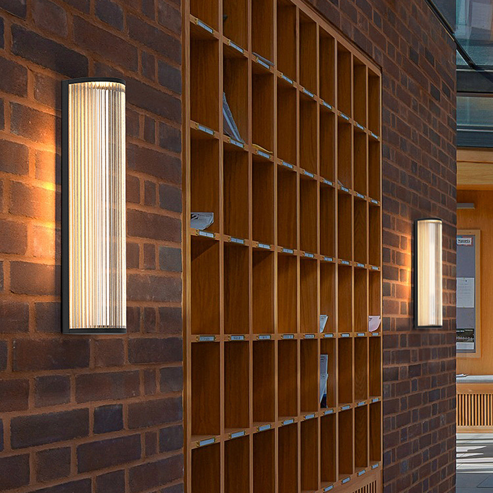 Ray Modern Semi-Cylindrical Outdoor Metal/Acrylic Wall Lamp, Clear/Black - Neutralighting