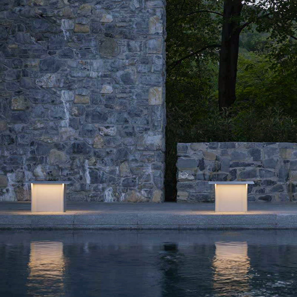 Ray Modern Metal Rectangular Solar Outdoor Path Light, Grey/Black - Neutralighting