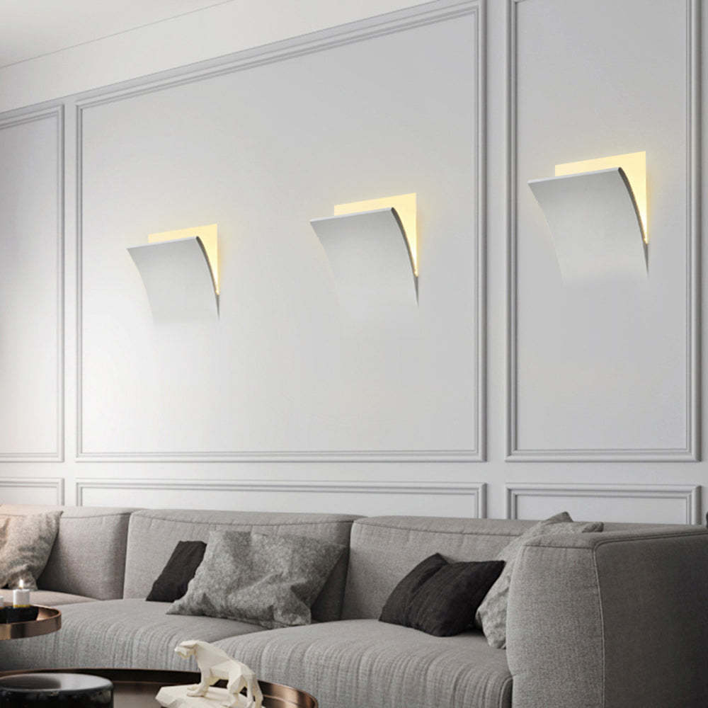 Aria Modern Recessed Metal/Plaster LED Wall Lamp, White - Neutralighting