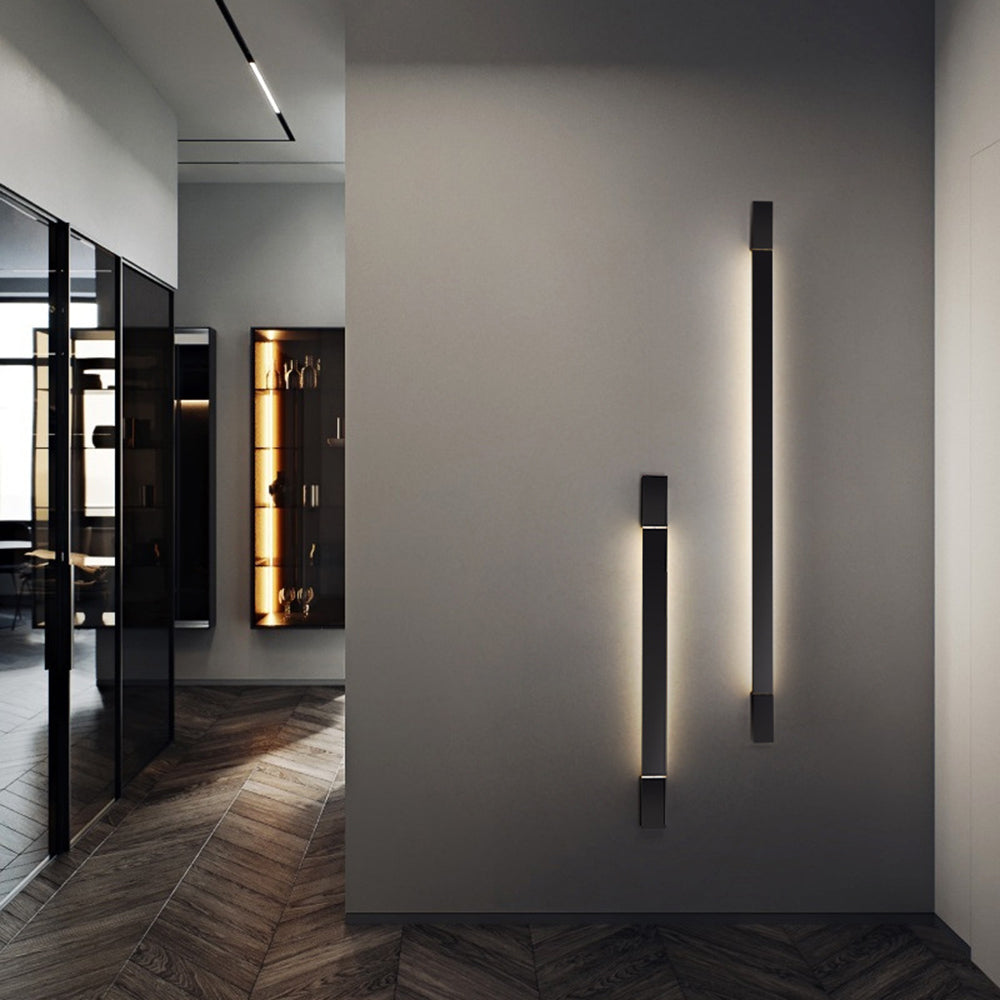 Arisha Black Wall Lamp Rotatable, 6 Size - Neutralighting