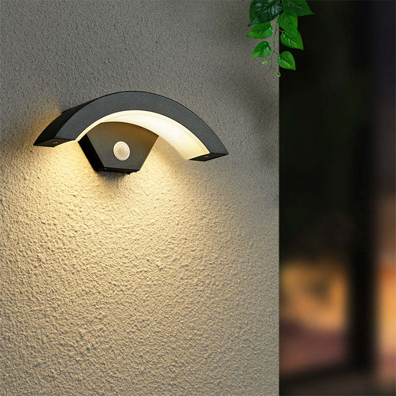 Elvon Nordic Arc Waterproof LED Outdoor Wall Lamp, Black - Neutralighting