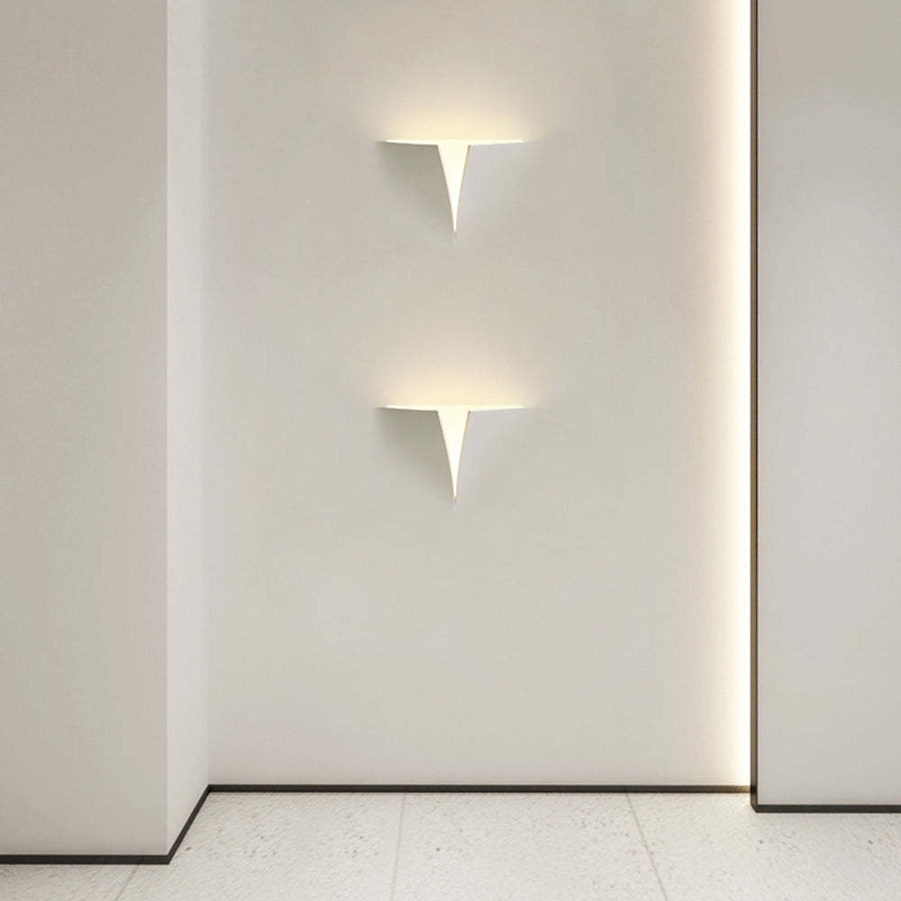 Aria Modern Recessed Metal/Plaster LED Wall Lamp, White - Neutralighting
