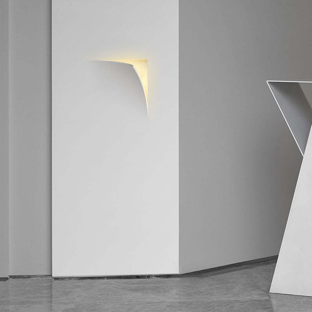 Aria Modern Recessed Metal/Plaster LED Wall Lamp, White - Neutralighting
