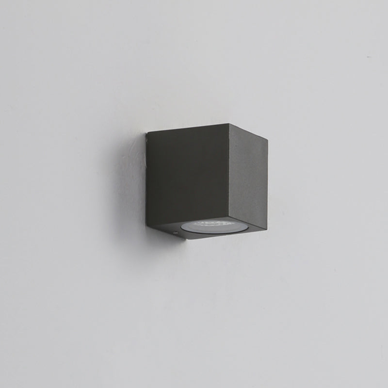 Tavon Minimalist Metal Square Outdoor Wall Lamp, Black - Neutralighting
