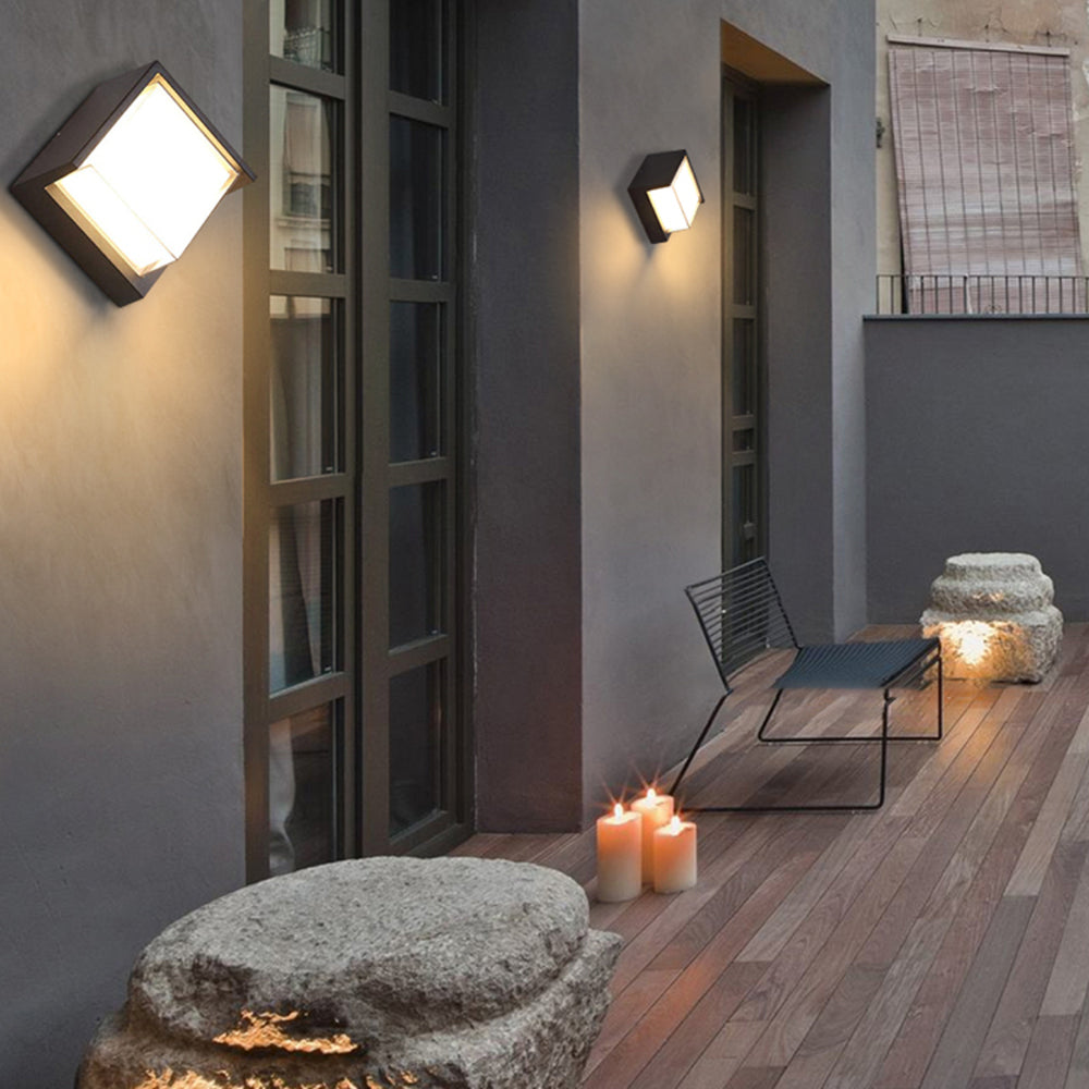 Ray Modern Square Metal Outdoor Wall Lamp Black White