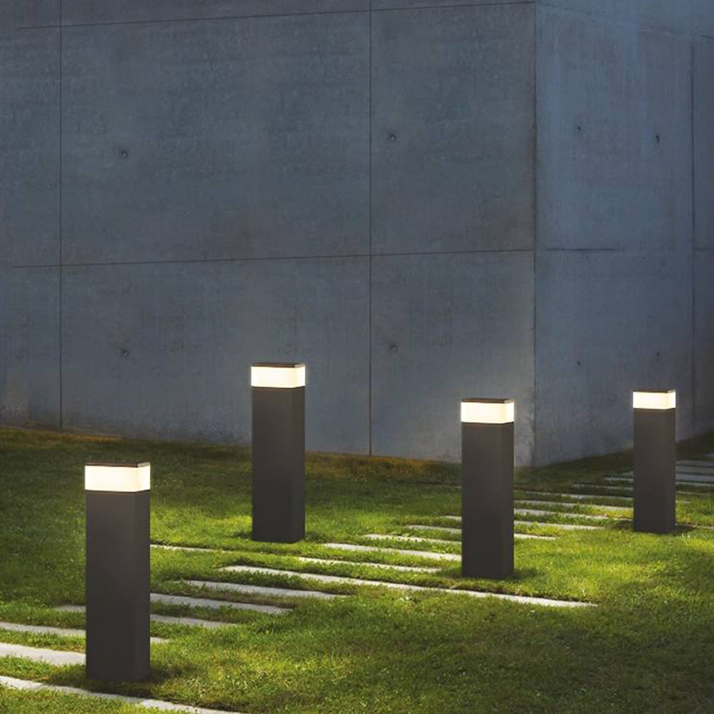 Ray Modern Metal Rectangular Outdoor Path Light, Black - Neutralighting