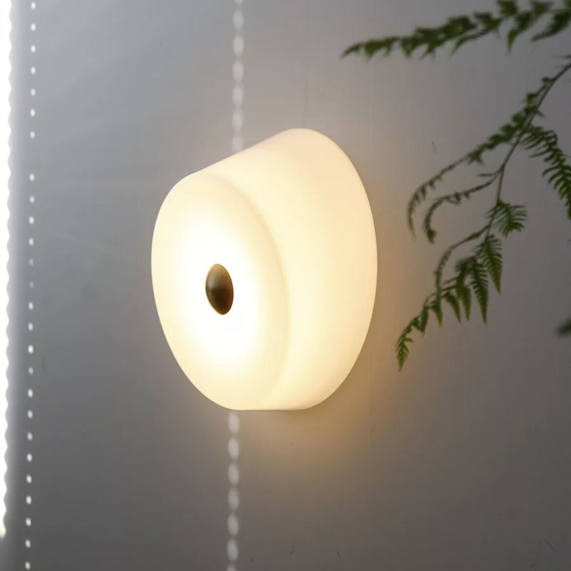 Ray Modern Simple Glass/Metal Indoor Wall Lamp Gold/Silver Bedroom - Neutralighting