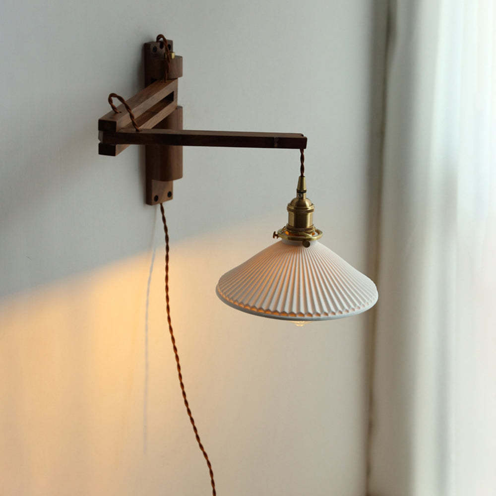 Muto Vintage Dome Ceramic/Wood Wall Lamp, Walnut/Wood/Clear - Neutralighting