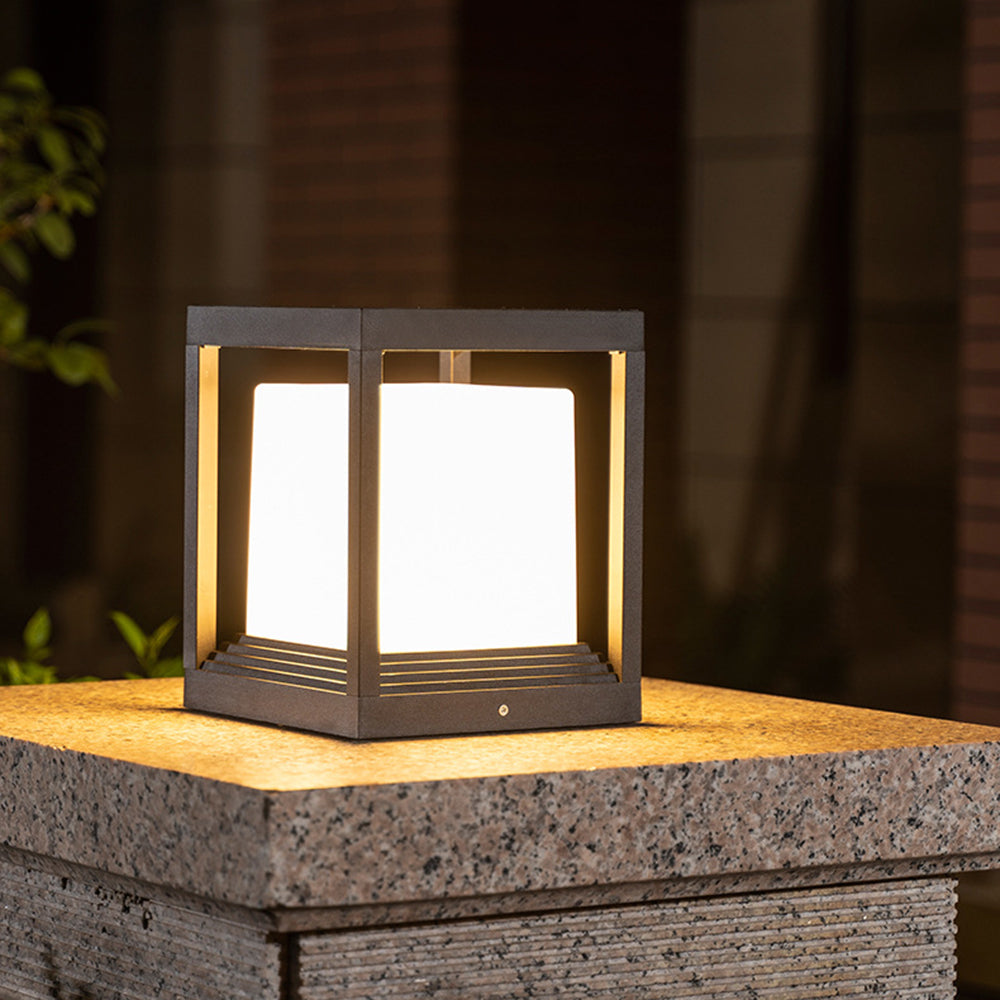 Ray Modern Rectangular Metal Outdoor Lamps, Black - Neutralighting