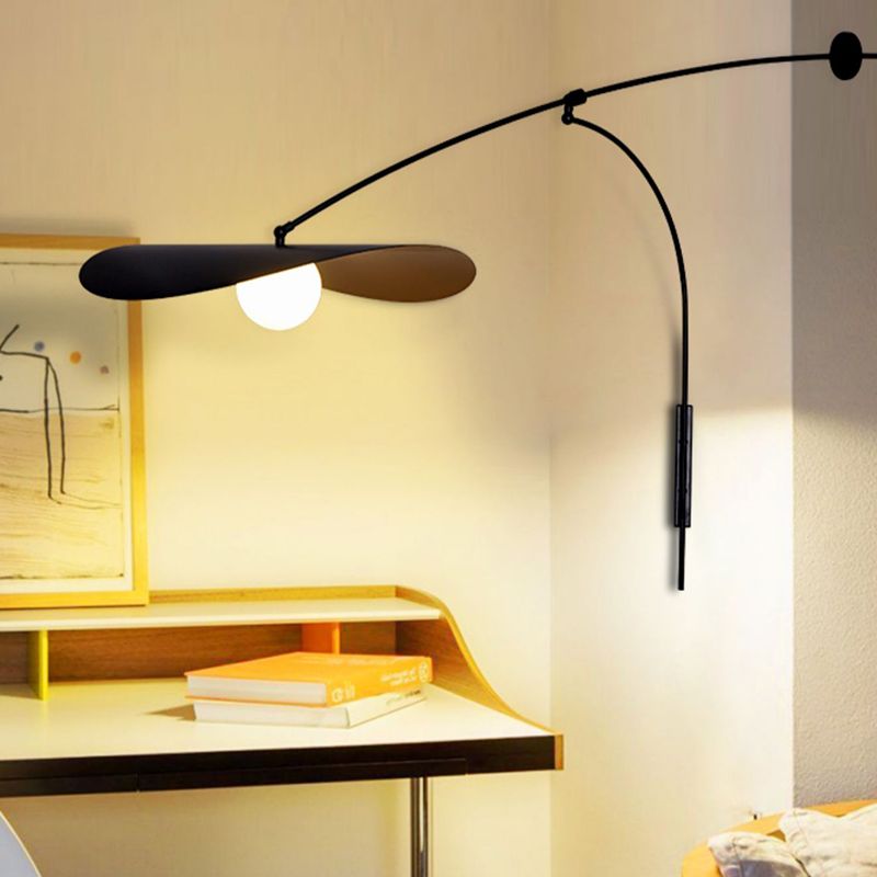 Arisha Arc Wall Lamp, Metal/Glass, Black/Gold, Bedroom - Neutralighting