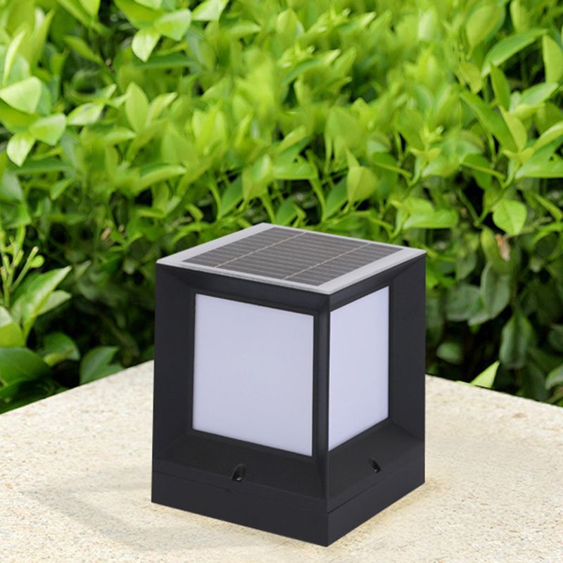 Ray Modern Simple Rectangle Metal Outdoor Floor Lamp, Black - Neutralighting