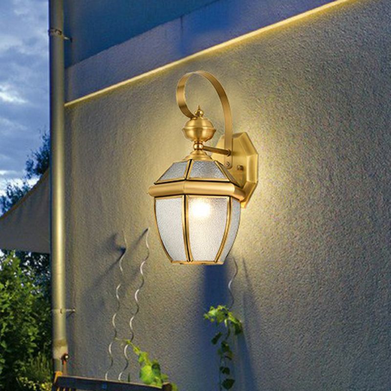Ray Vintage Lantern Metal Outdoor Wall Lamp, Gold - Neutralighting