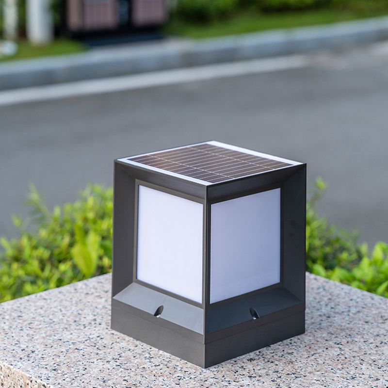 Ray Modern Simple Rectangle Metal Outdoor Floor Lamp, Black - Neutralighting