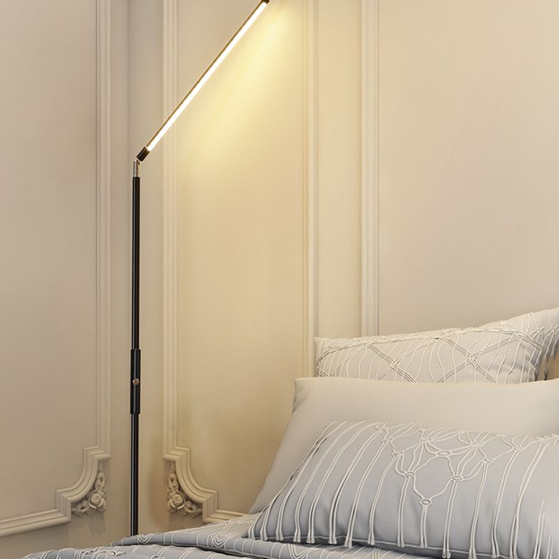 Edge Minimalistic Linear Floor Lamp, Metal, Black/White - Neutralighting