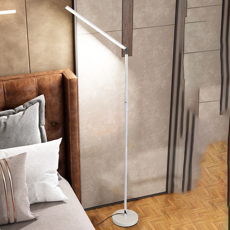 Edge Minimalistic Linear Floor Lamp, Metal, Black/White - Neutralighting