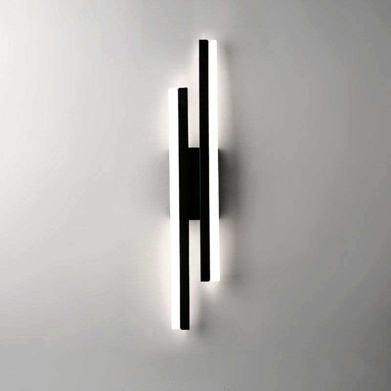 Cyral Minimalist Geometric Wall Lamp, Black/White - Neutralighting