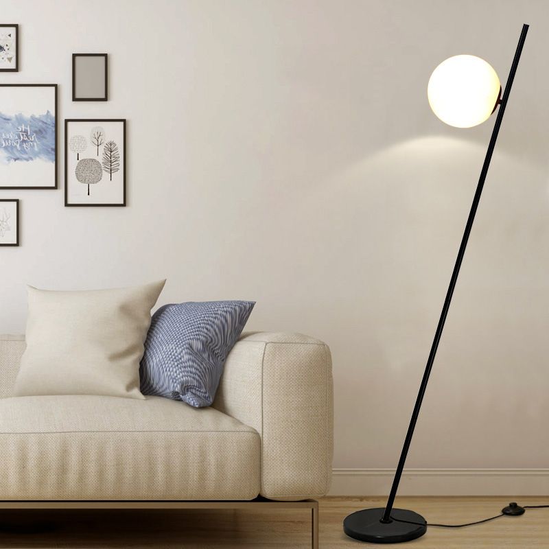 Valentina Minimalistic Black Orb Linear Floor Lamp, Living room - Neutralighting