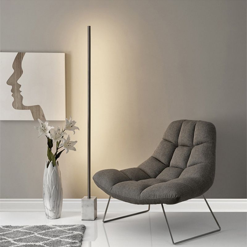 Edge Minimalist Linear Floor Lamp, Black/Gold, Metal/Marble - Neutralighting