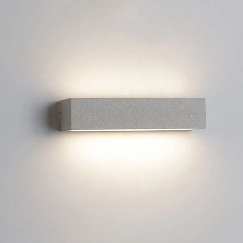 Fyra LED Outdoor Wall Lamp, Black & White - Neutralighting
