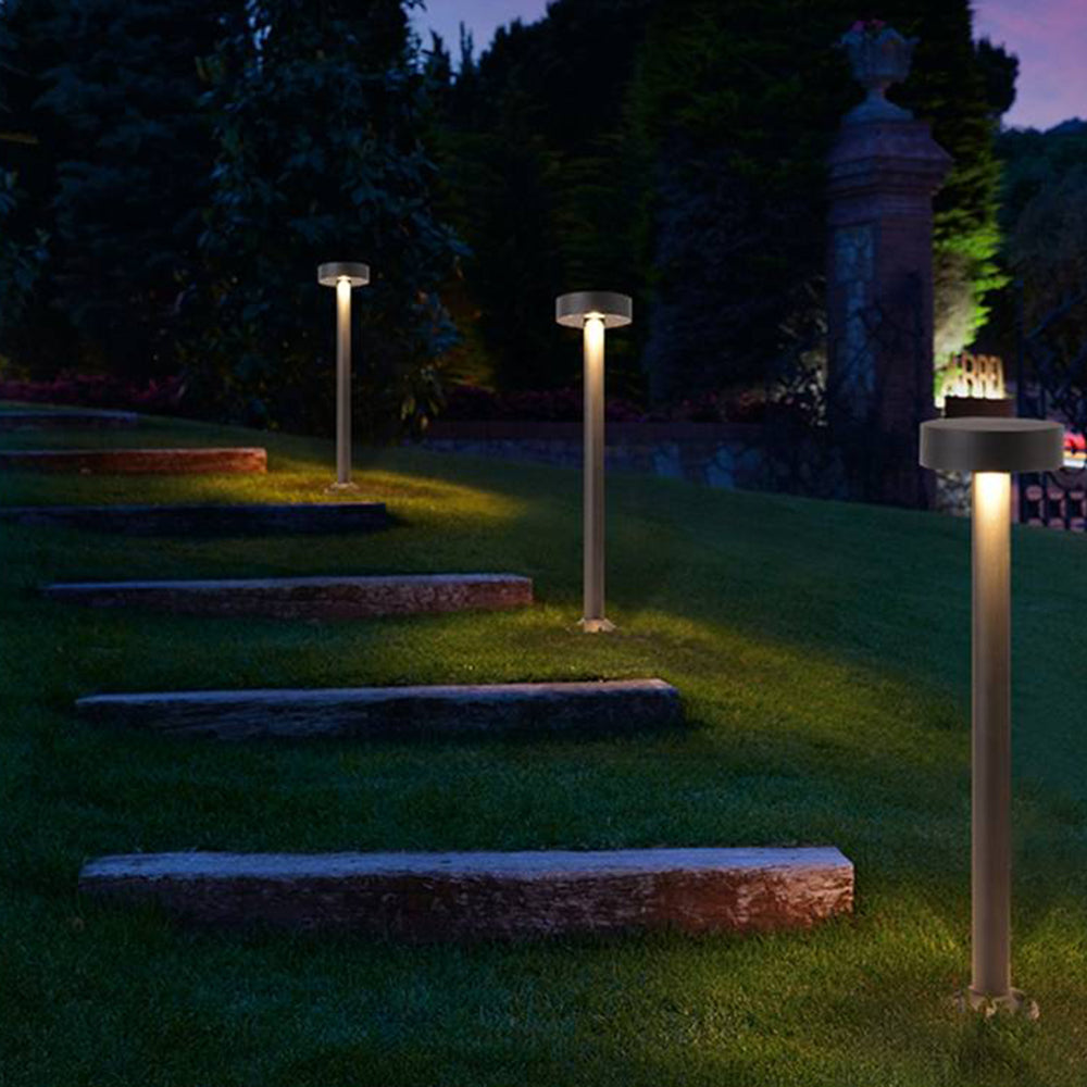 Ray Modern Metal Frisbee Shaped Lampholder Outdoor Path Light, Black - Neutralighting