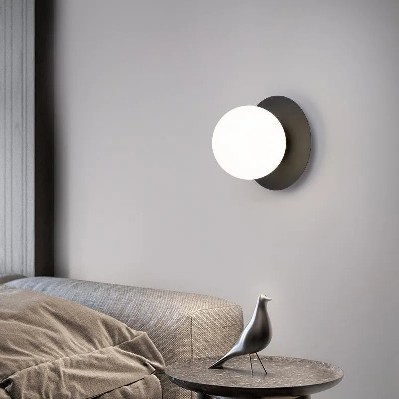 Melo Wall Lamp Chic Sphere Glass - Neutralighting