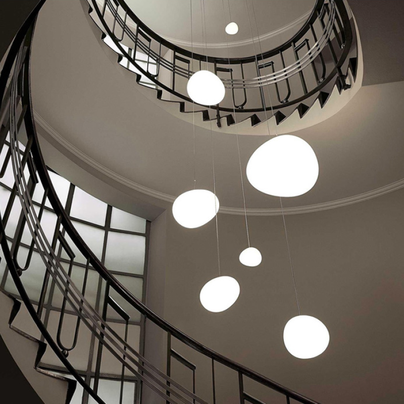 Elun Sleek Minimalist Floating Egg-shaped Glass Pendant Light - Neutralighting