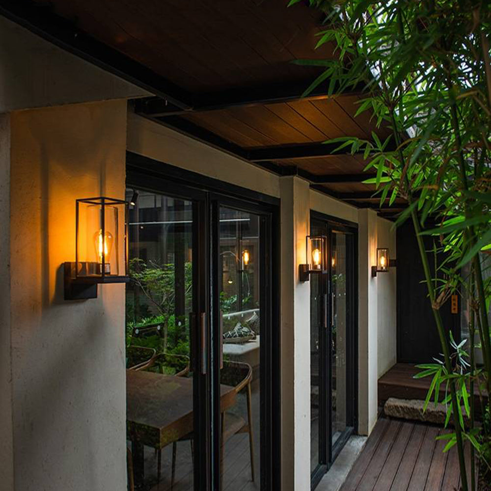 Ray Modern Rectangular Metal Outdoor Wall Lamp, Black - Neutralighting