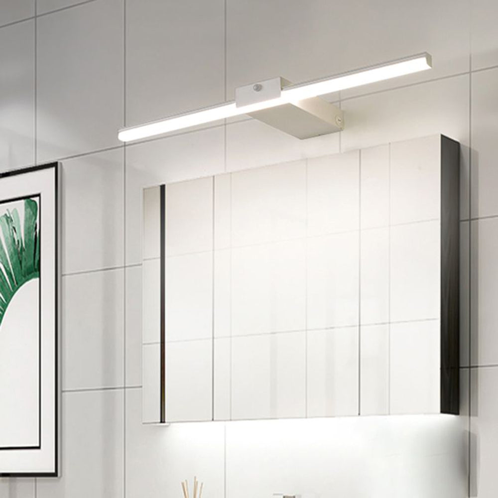 Arisha Minimalist Linear Metal Wall Lamp, Black/White, Bathroom - Neutralighting