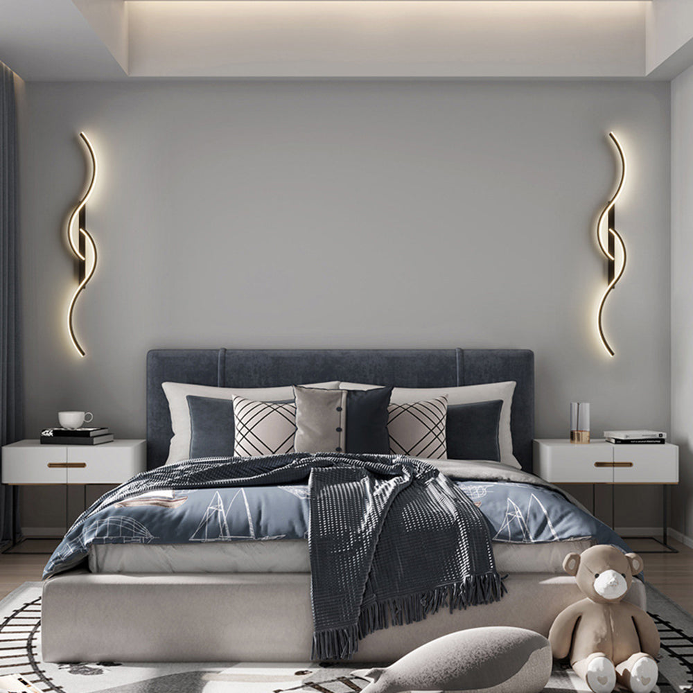 Lumor Modern Linear Wave Bedroom Wall Lamp, Black/Gold - Neutralighting