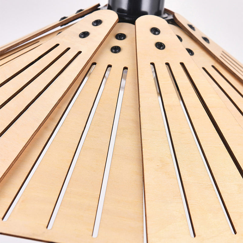 Arisha Retro Pendant Light, Metal & Wood - Neutralighting