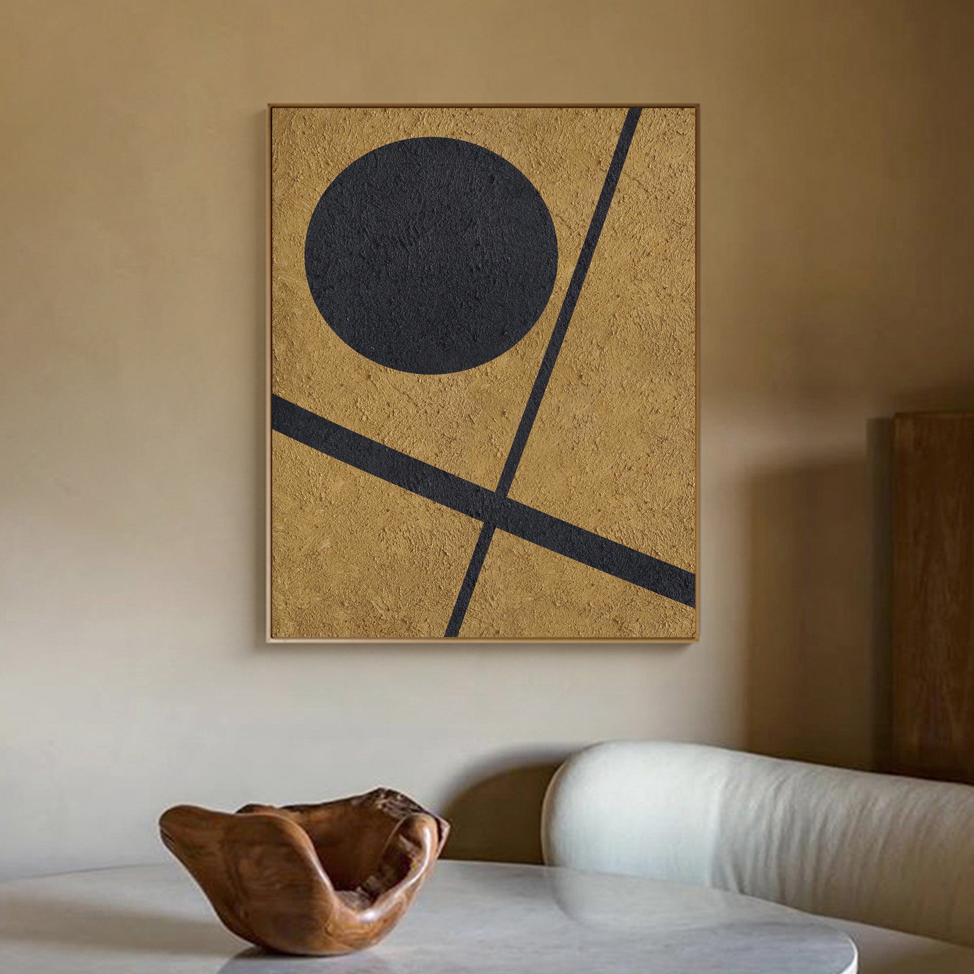 Gold‑Black Vertical Geometric Circle‑Line Coarse‑Textured Artwork