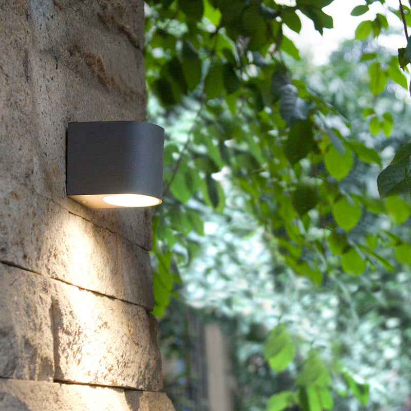 Tavon Minimalist Metal Square Outdoor Wall Lamp, Black - Neutralighting