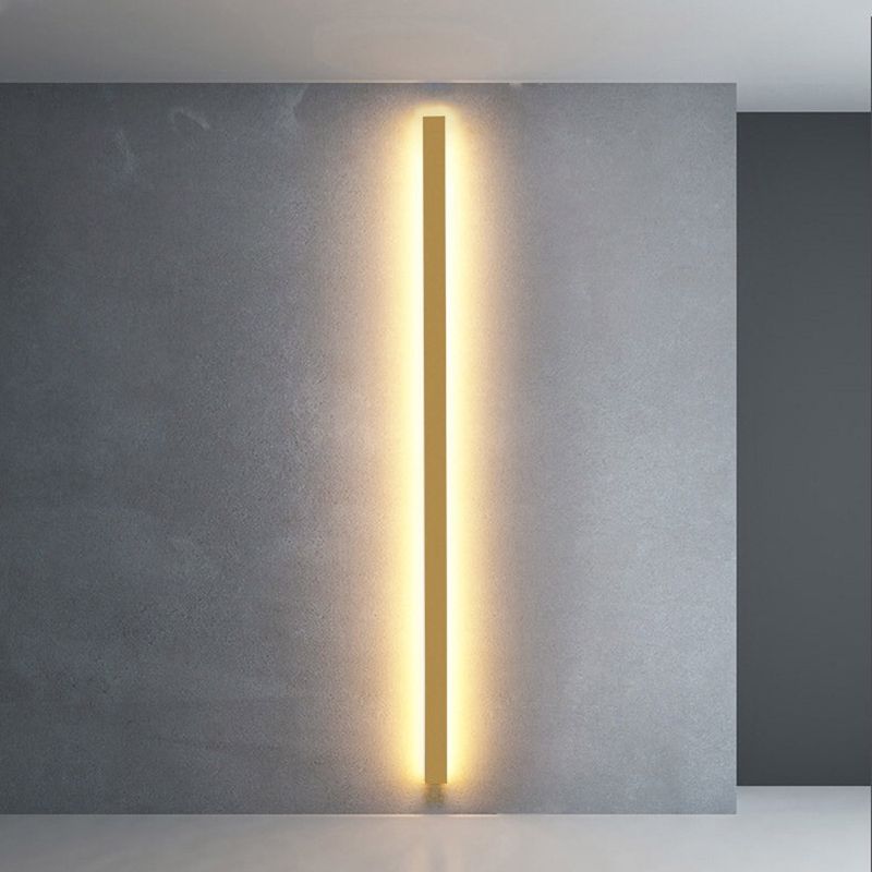 Gravo Minimalist Linear Metal/Acrylic Wall Lamp, Gold/Black/White - Neutralighting